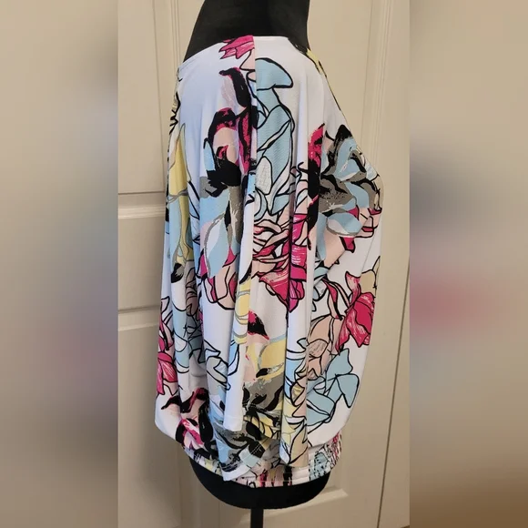 White House Black Market WHBM Multicolor Floral Blouse  SIZE M - Picture 5 of 11